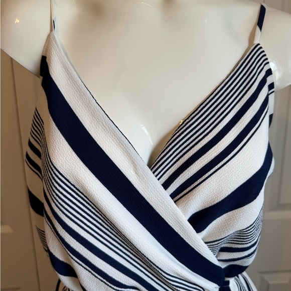 Monteu Striped Navy White Sleeveless Dress Size  juniors large adjustable strap - Picture 3 of 12